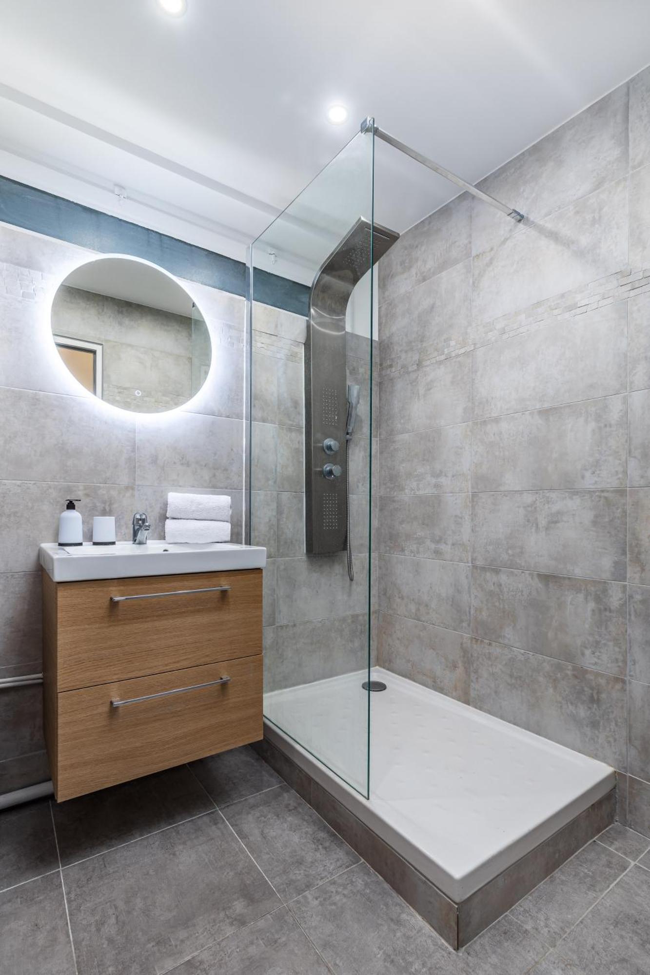 Apartamento Oasis Urbaine For 8 Near To Paris Villejuif Exterior foto
