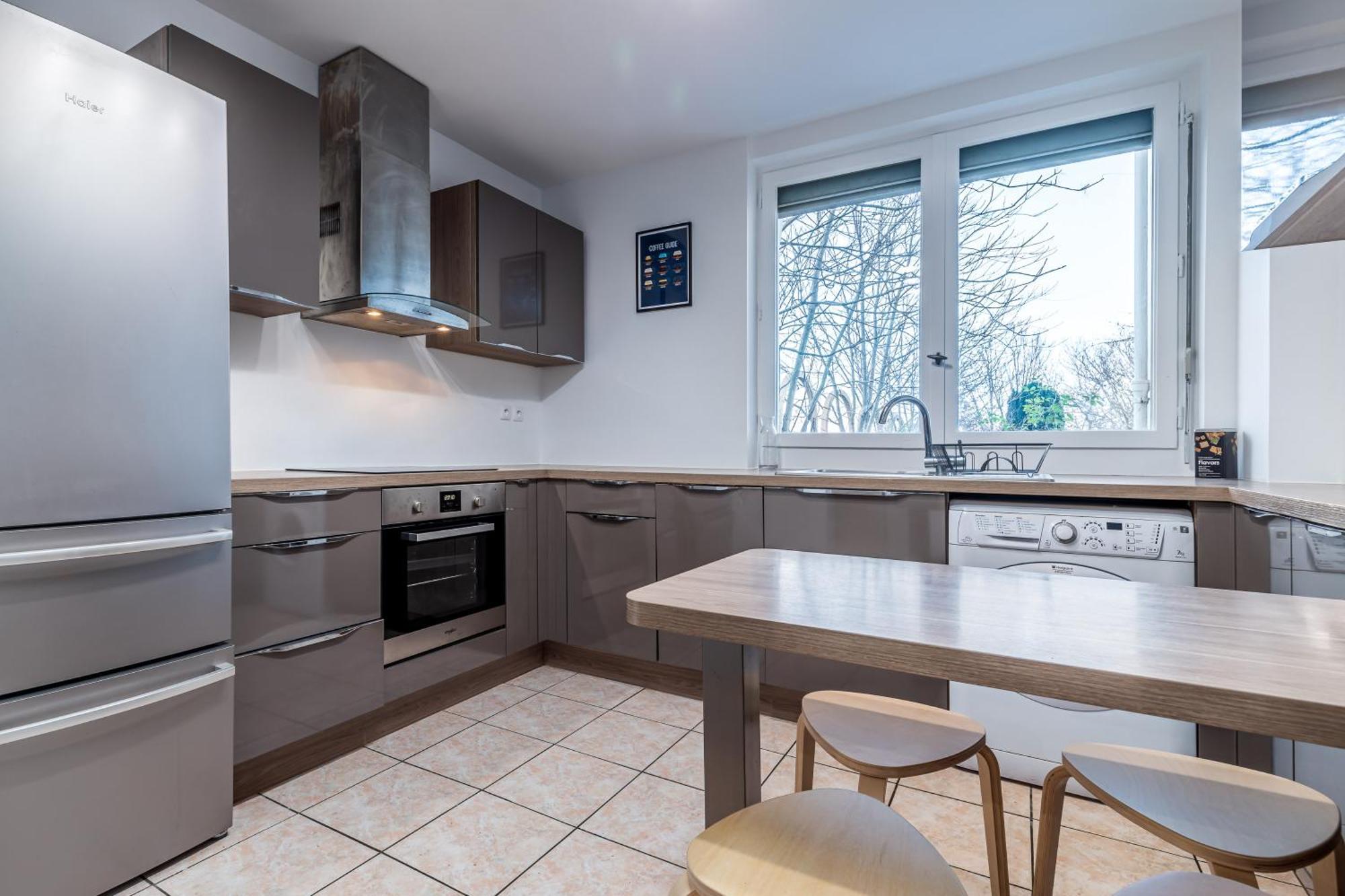Apartamento Oasis Urbaine For 8 Near To Paris Villejuif Exterior foto