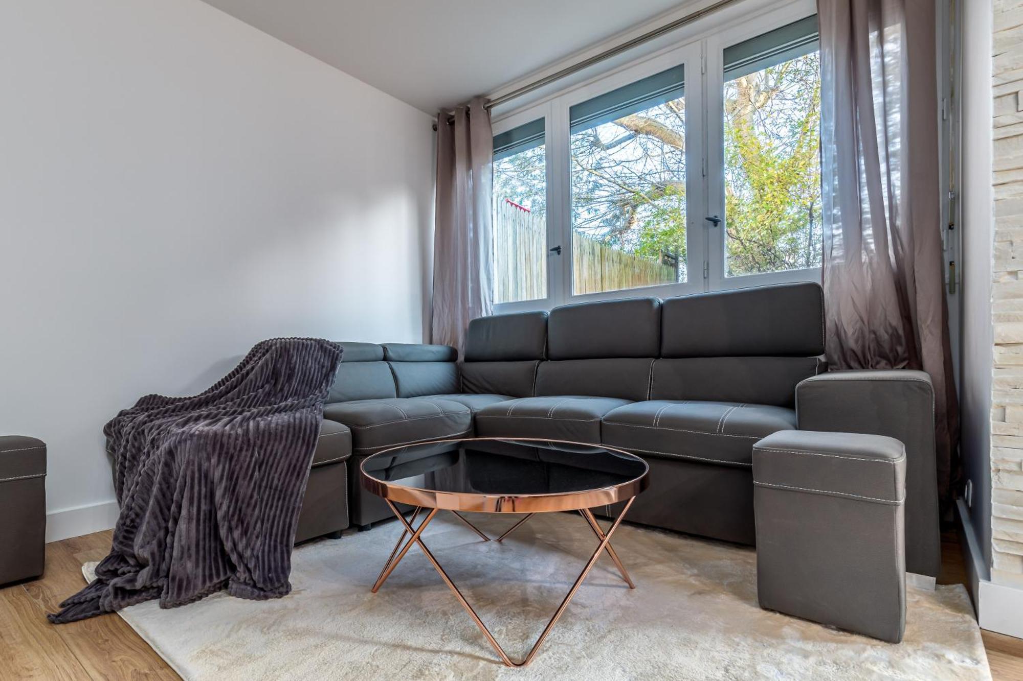 Apartamento Oasis Urbaine For 8 Near To Paris Villejuif Exterior foto